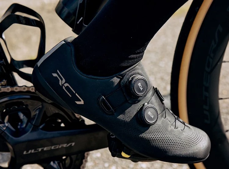 Buty rowerowe szosowe - porównanie modeli Shimano na sezon 2025 zdjęcie nr 8