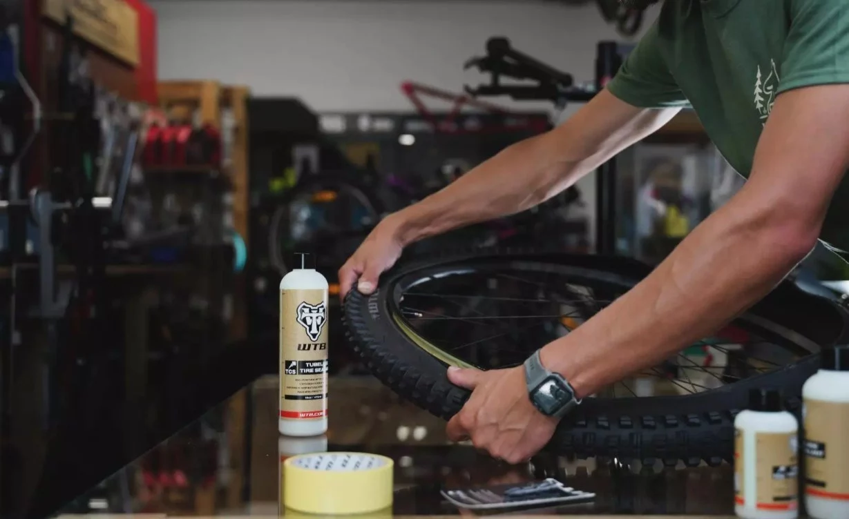 System Tubeless Ready w rowerze - wszystko, co musisz wiedzieć, zanim założysz opony bezdętkowe zdjęcie nr 2