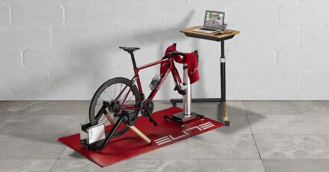 Trenażer rowerowy - czyli jak utrzymać formę zimą?