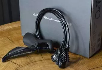Foto mini 2 - Zestaw hamulca tarczowego Shimano Dura Ace BRR9270KTSTR9270 prawa/tył 1700