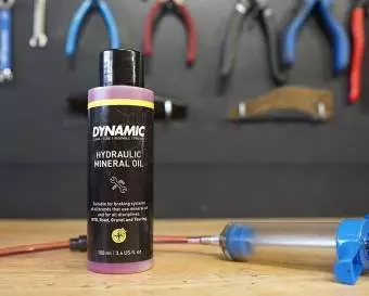 Foto mini 4 - Olej mineralny Dynamic Bike Care 100ml butelka