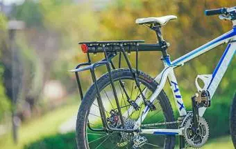 Foto mini 3 - Tylny Bagażnik Rowerowy Z Błotnikiem I Odblaskiem Rockbros HJ1008-1 Czarny