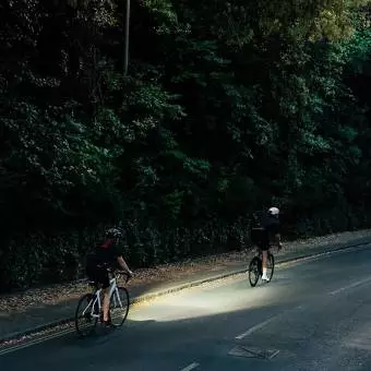 Foto mini 4 - Lampka przednia MAGICSHINE EVO 1700 WHITE, 1700 lumenów, Biała, Z Uchwytem