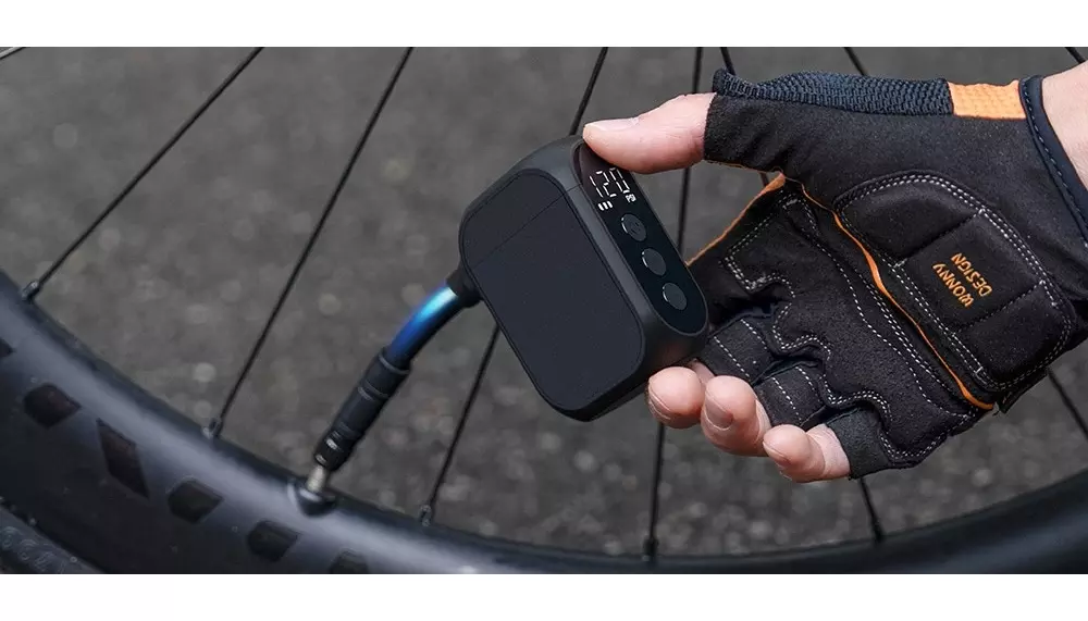 Mini pompka rowerowa Cycplus AS210 PRO AT1 PRO anoutway foto 11