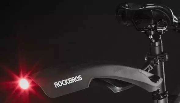 Błotnik Rockbros DNB8001BK z czerwoną lampką LED czarny foto 12