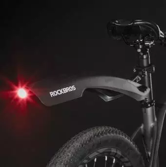 Foto mini 4 - Błotnik Rockbros DNB8001BK z czerwoną lampką LED czarny
